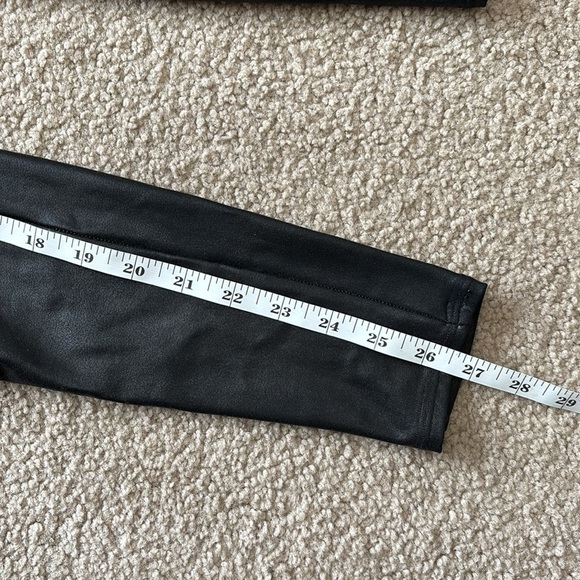 SPANX- Faux Leather Black High Waisted Leggings size Medium - Picture 7 of 7